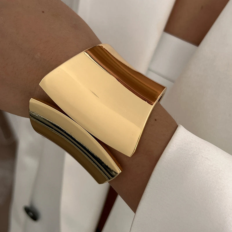 Ingemark Exaggerated Punk Matte Heavy Metal Chunky Open Bangles for Women Vintage Geometric Spring Bracelets Men Couple Jewelry