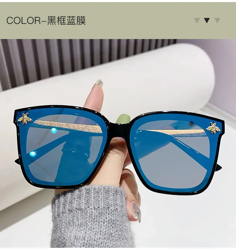 2024 New Small Square Sunglasses Women Men Luxury Brand Bee Sun Glasses Ladies Special Eyewear UV400 Girls Oculos De Sol Gafas