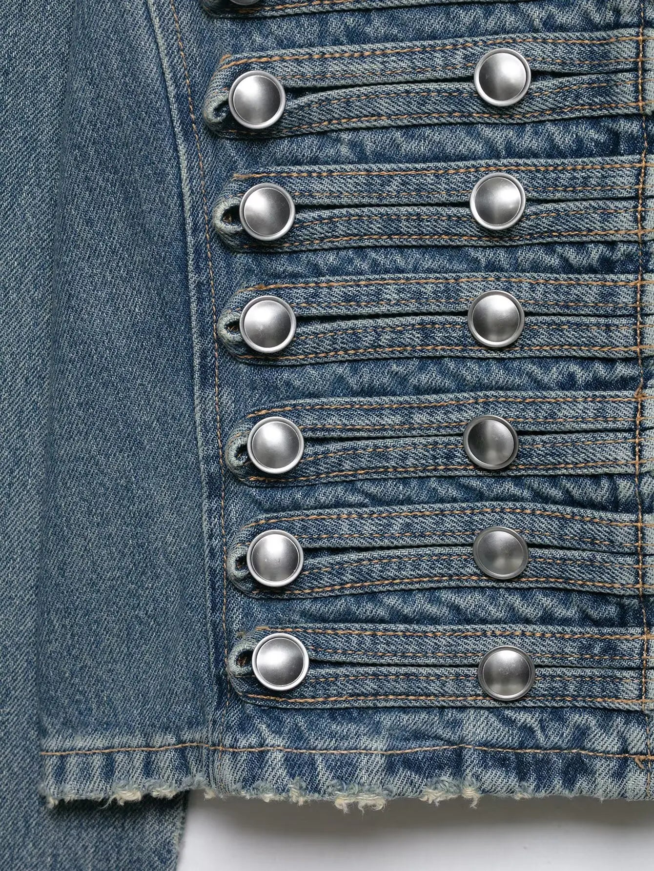 YENKYE Women's Cropped Denim Jacket Front Button Frayed Hem Stand Collar Streetwear Coat