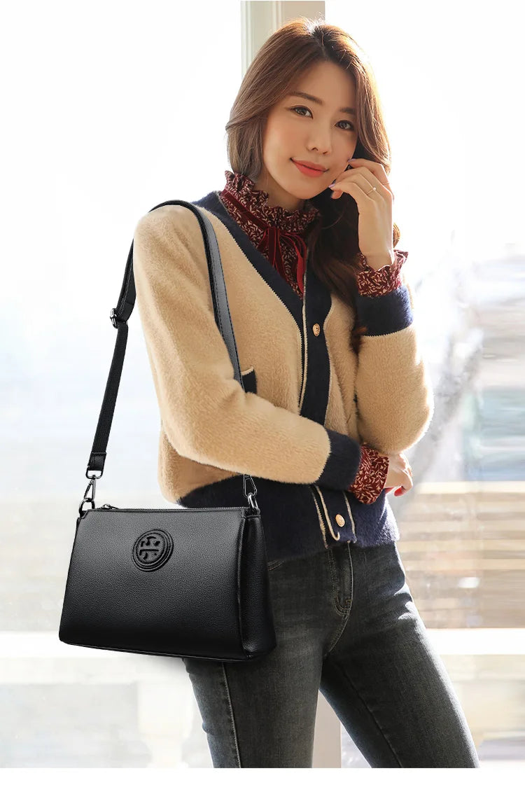 Versatile PU Crossbody Bag for Women Stylish High Quality Brand Design Zipper Solid Color Pattern Casual Daily Use Shoulder Bag