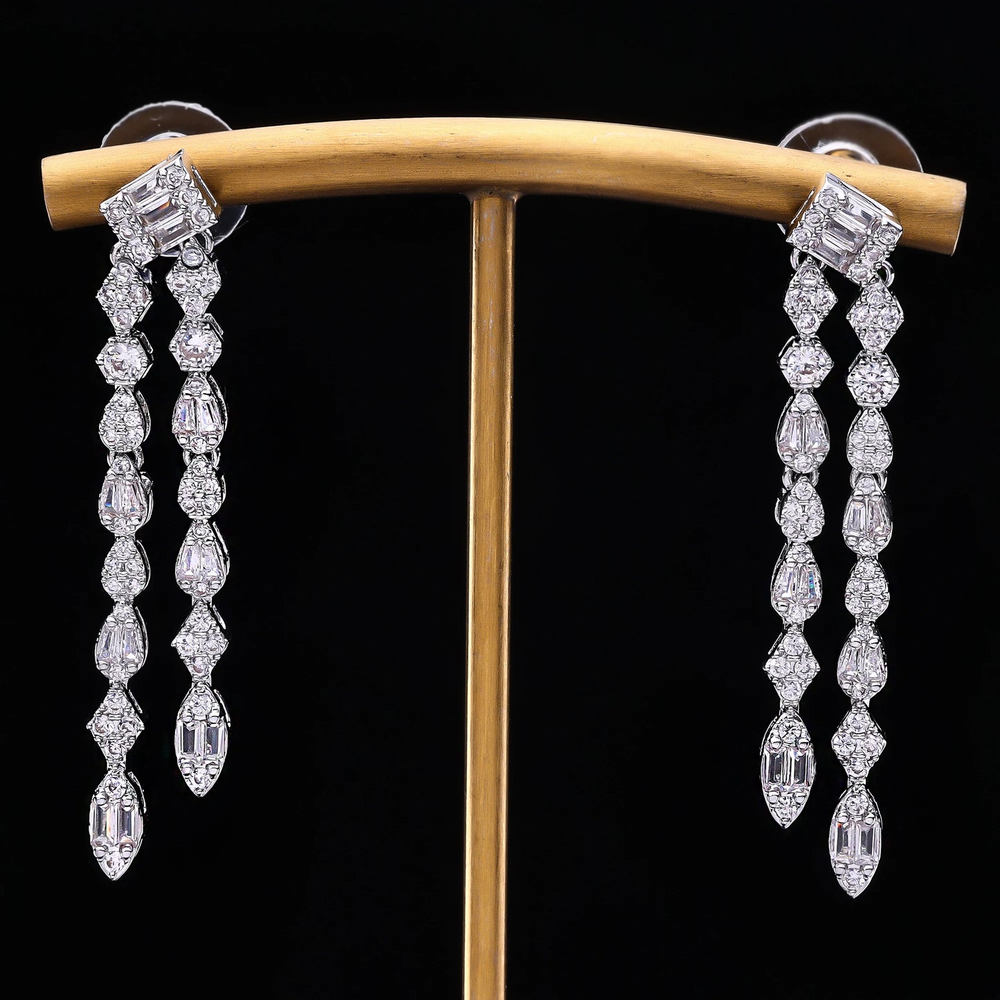 2023 Popular Luxury Droplet Cubic Zirconia Pendant Earrings for Women's Fashion Wedding Jewelry Gifts