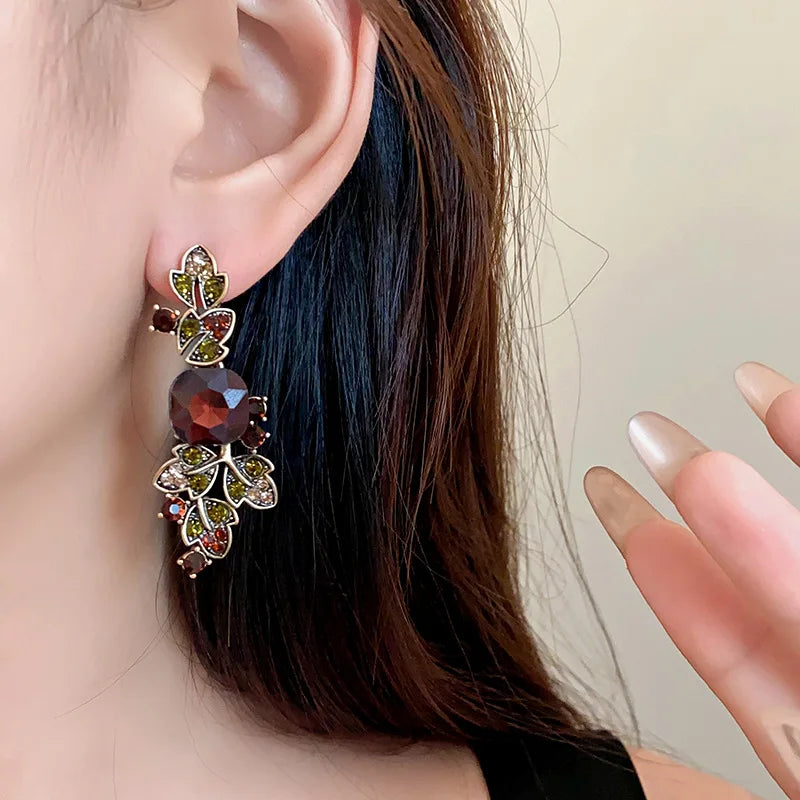 Colares de folhas vintage Draweye estilo medieval hipérbole gargantilhas joias strass