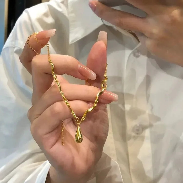 Подвеска На Шею New in Vintage Glossy Water Droplet Necklaces Light Luxury Laziness Irregular Tassel Collar Chain Fine Jewelry