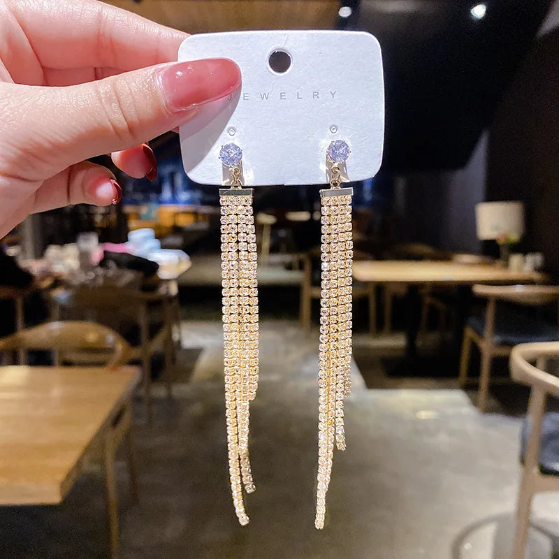 New Fashion Trend Unique Design Elegant Exquisite Light Luxury Exaggerated Serpentine Earrings Female Jewelry Party Senior Gift