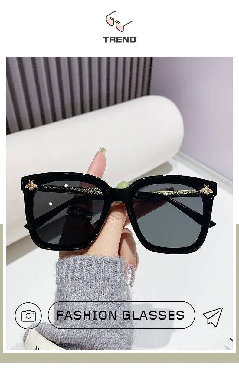 2024 New Small Square Sunglasses Women Men Luxury Brand Bee Sun Glasses Ladies Special Eyewear UV400 Girls Oculos De Sol Gafas