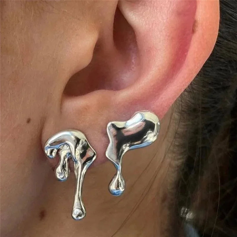Creative Metal Irregular Water Drops Stud Earrings for Women Vintage Gold Color Geometric Long Earrings Jewelry Gifts