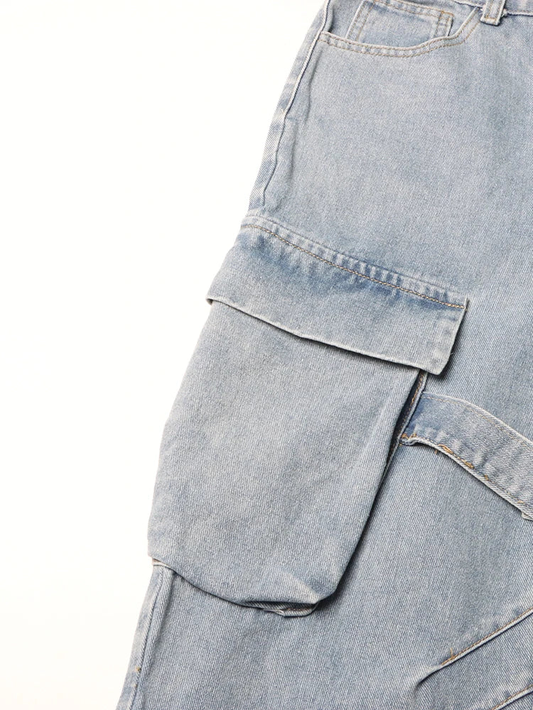 TWOTWINSTYLE Calça jeans feminina folgada com bolsos e patchwork, casual, lisa, cintura alta, botão emendado, streetwear, cargo, jeans feminino