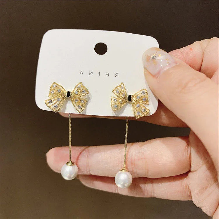 New Fashion Trend Unique Design Elegant Exquisite Light Luxury Exaggerated Serpentine Earrings Female Jewelry Party Senior Gift