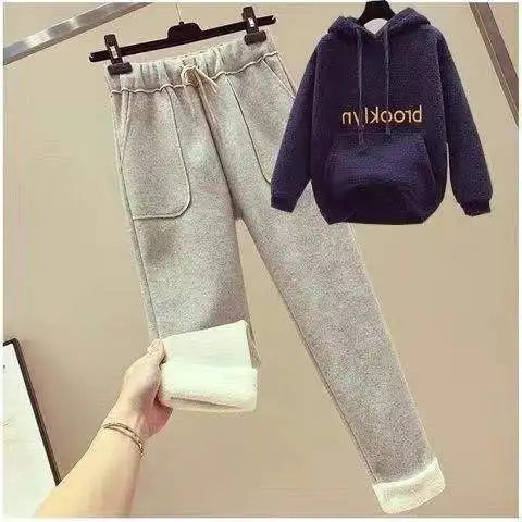 Thickened Lamb Velvet Set Women's Autumn Winter New Embroidery Sweatshirt Woolen Wide Leg Pants Two Piece Set Casual Style