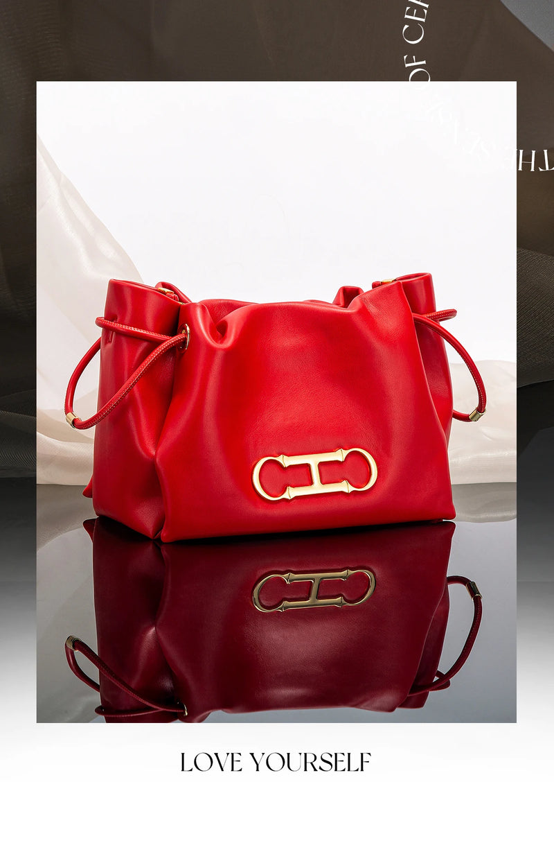 CHCH Women's Shoulder Bag New PU Cloud Bag 2024 New Crossbody Bag Party Wallet