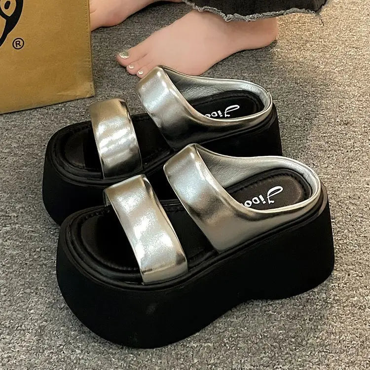 Platform Slippers Women Summer Wear Fashion 2025 New Style Increase Sandals Casual Everything Muffin Flip-flops Beach Shoes