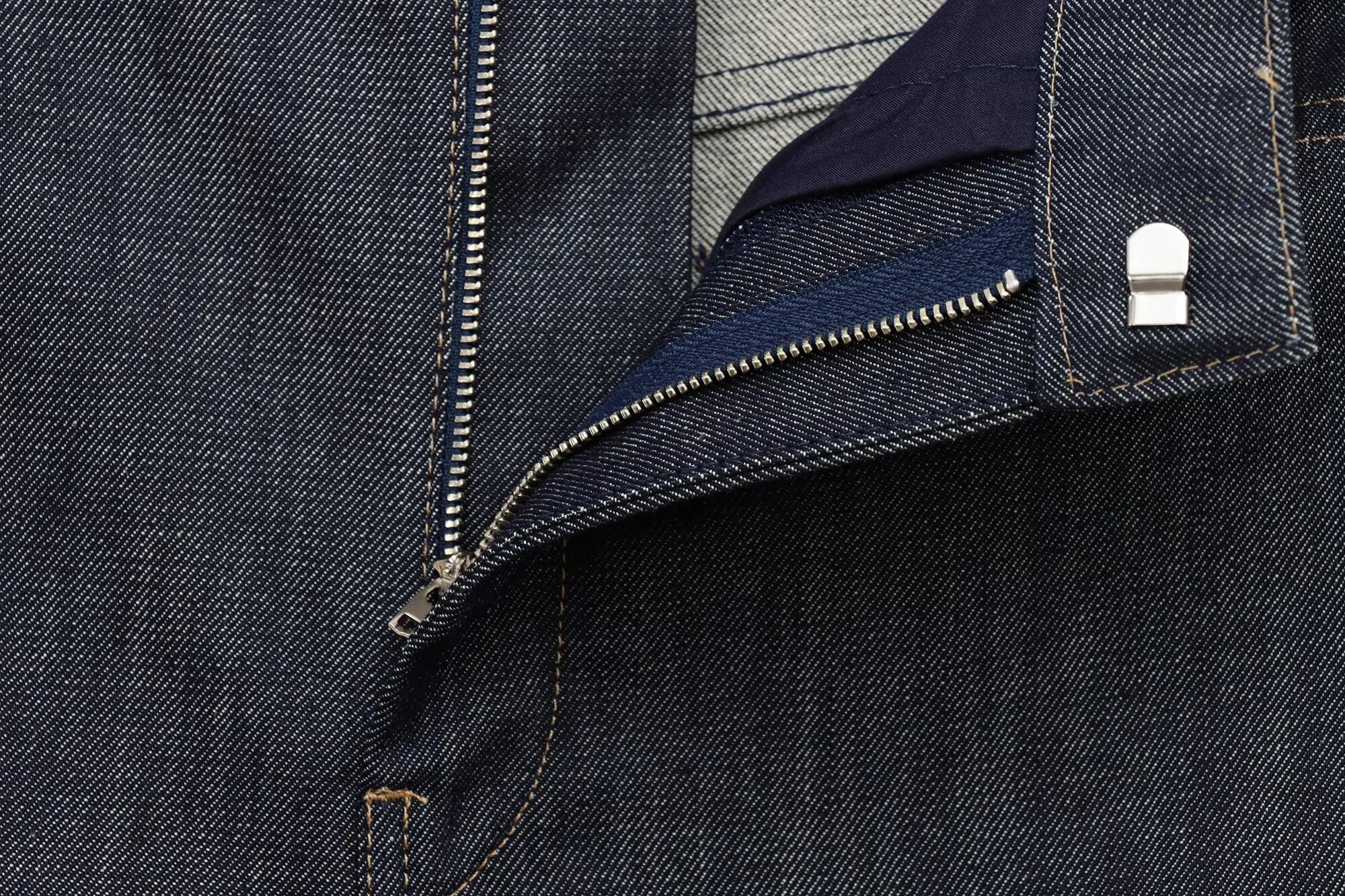 TRAFZA 2025 Conjunto de Blazer e Calça Jeans , Casaco Slim com Gola Redonda + Corpete com Decote em V + Jeans Feminino Vintage de Perna Larga