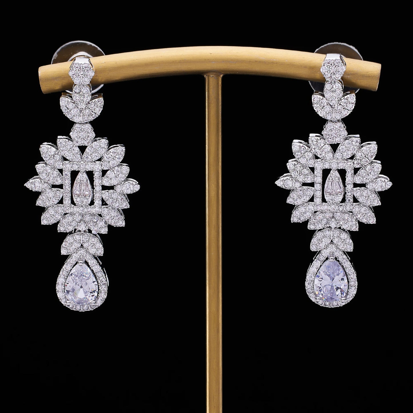 2023 Popular Luxury Droplet Cubic Zirconia Pendant Earrings for Women's Fashion Wedding Jewelry Gifts