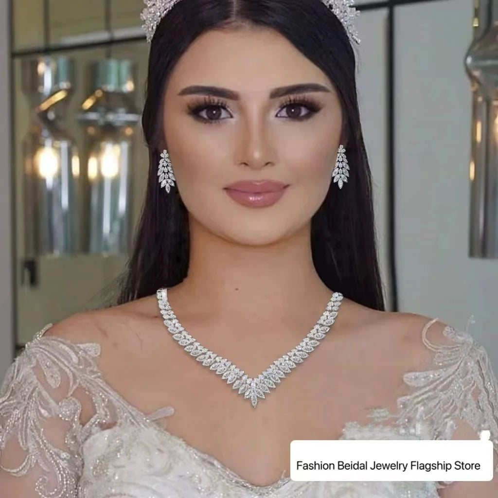 2024 Fashion Minimalist 4-piece Cubic Zirconia Bridal Wedding Jewelry Set Saudi Nigeria Women's Romantic Wedding Dress