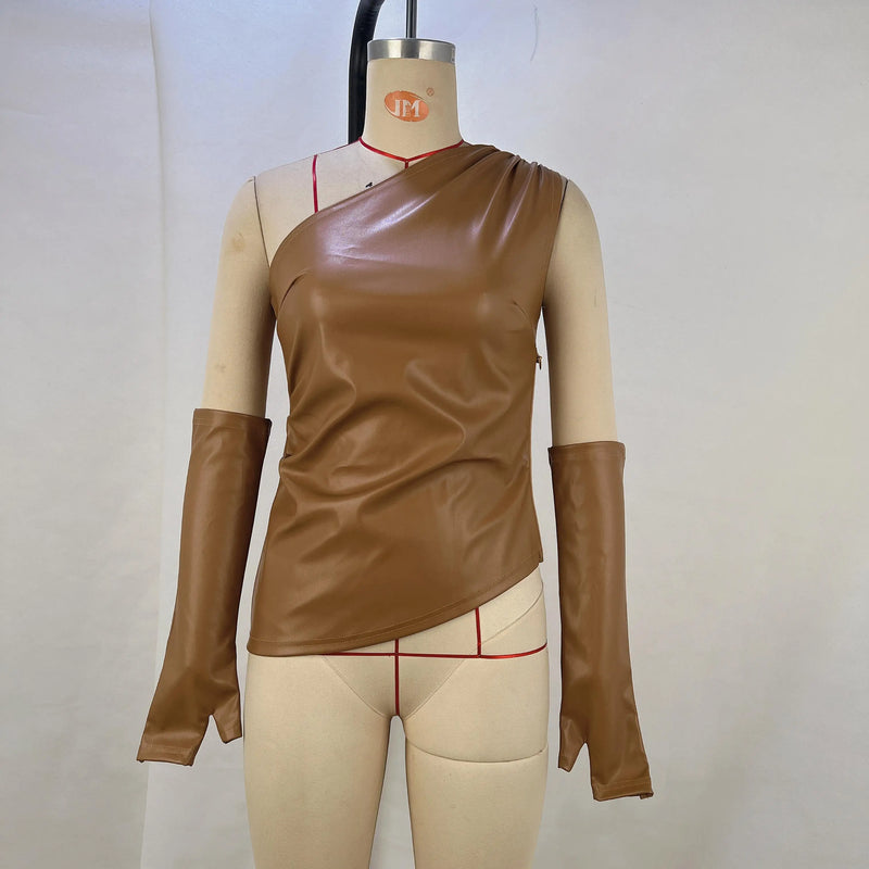 Camiseta regata de couro PU Gtpdpllt, gola diagonal, moda assimétrica, franzida com mangas, camiseta sexy de verão para mulheres, roupas Y2K