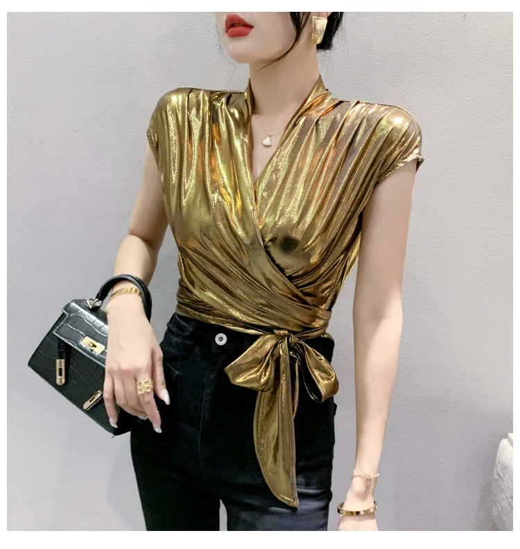 Blusa de manga curta brilhante dourada prateada verde para mulheres, camisa curta sexy irregular, bandagem feminina, tops de verão