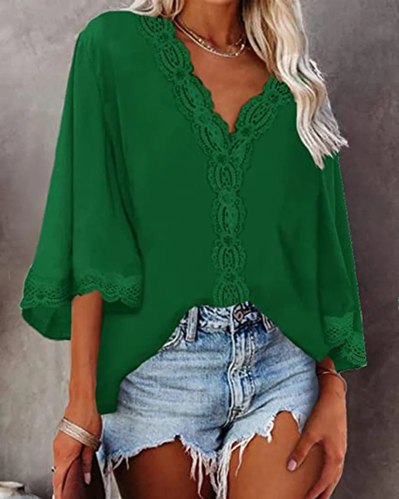 Blusa feminina de chiffon com costura de renda, decote em V, manga flare, blusa solta de verão, moda simples