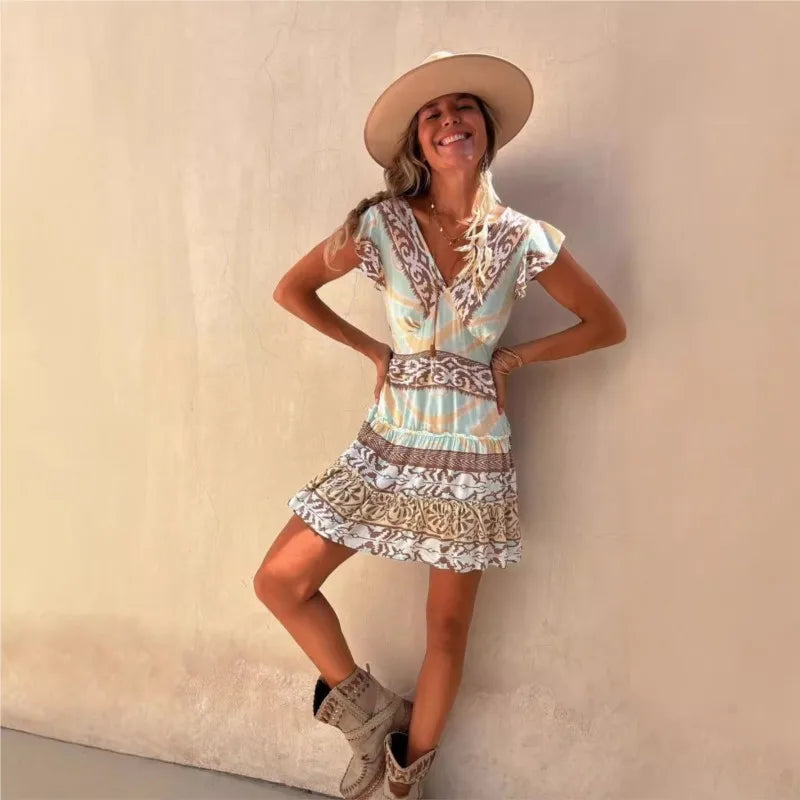 Vestido curto estilo étnico, decote em V, pulôver estampado, mangas voadoras, cintura elástica, saia curta feminina