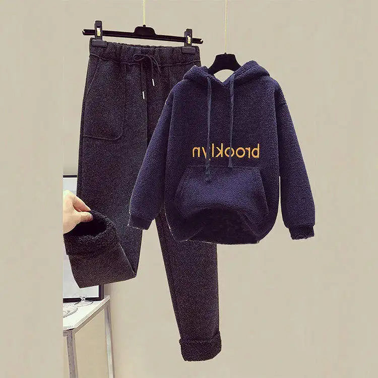 Thickened Lamb Velvet Set Women's Autumn Winter New Embroidery Sweatshirt Woolen Wide Leg Pants Two Piece Set Casual Style