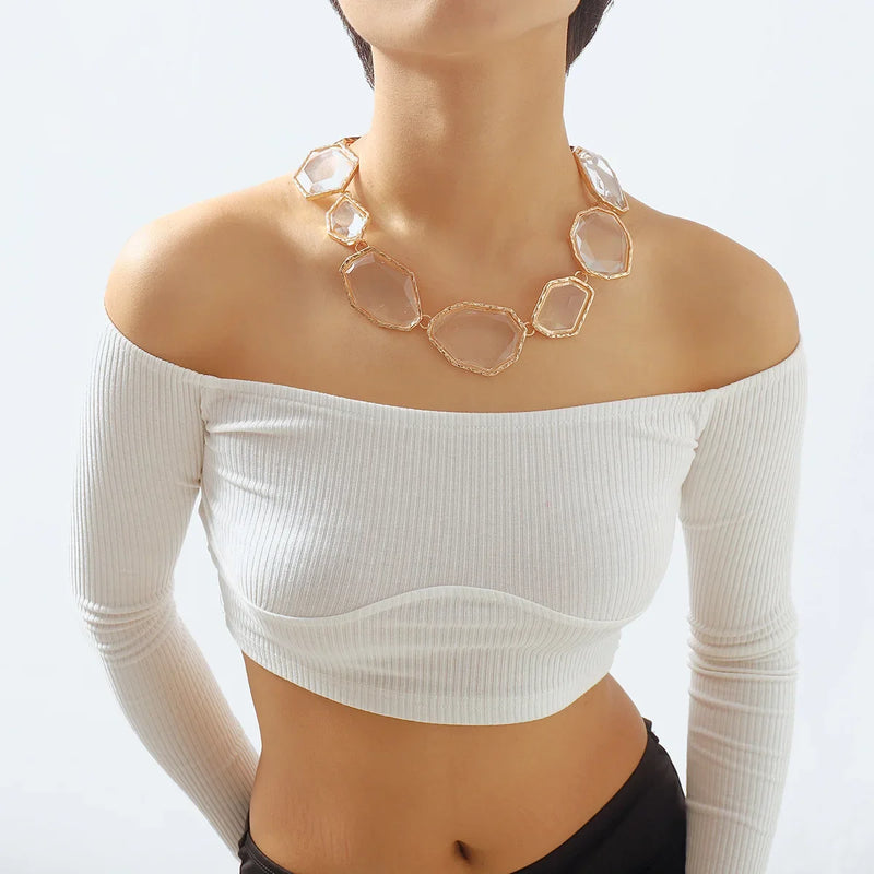 New Irregular Geometry Transparent Resin Necklace Women's Elegant and Cute Sweater Chain Banquet Jewelry Accessories