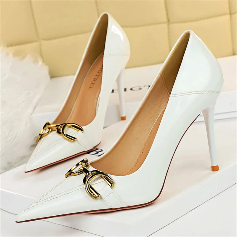 Sapatos de salto alto sensuais de 10 cm, cor vinho, nude, para mulheres, stripper, salto agulha, couro brilhante, para casamento, noiva, vermelho de qualidade