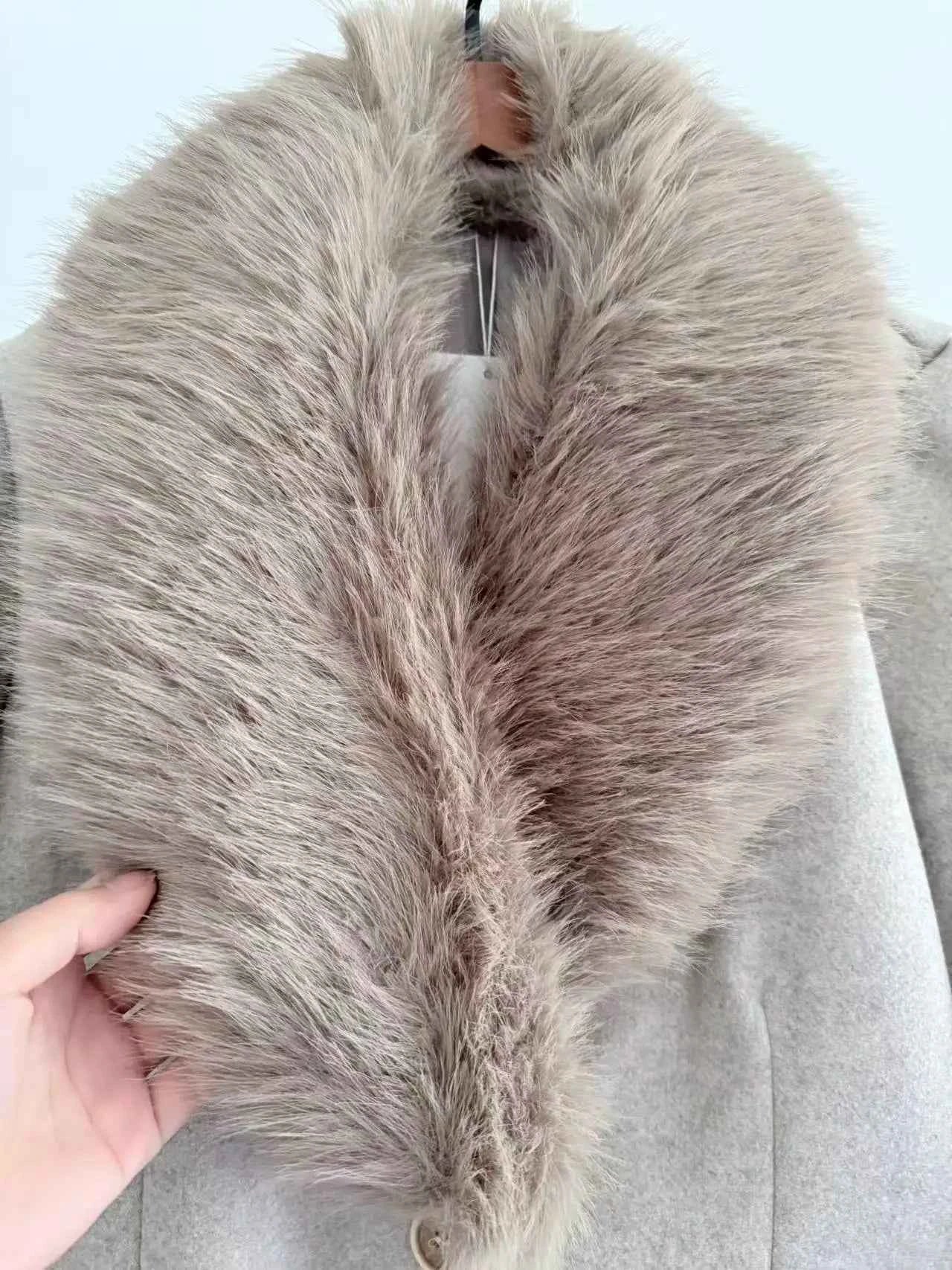 Women's Belt Warm Fur Collar Coat Flip Collar Pocket Button Decoration Autumn/Winter New Women's Wear