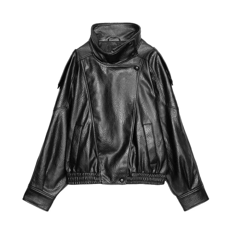 Jaqueta Couro  Marrom e Preta, Manga Longa, Gola Alta, Modelagem Ampla e Encorpada – Estilo Motoqueiro/Streetwear