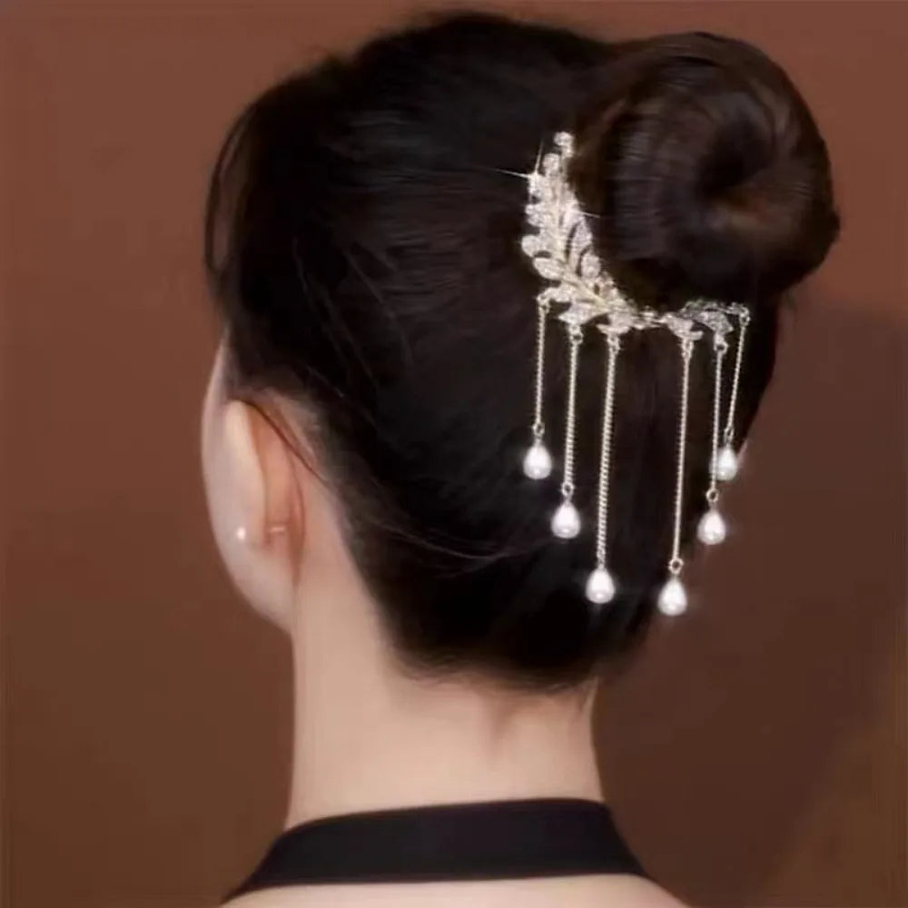 Chinese Style Flower Tassel Hair Bun Buckle High Ponytail Buckle Pearl Chain Pan Hair Claw Clip Fashion Lovely Alloy Headwear