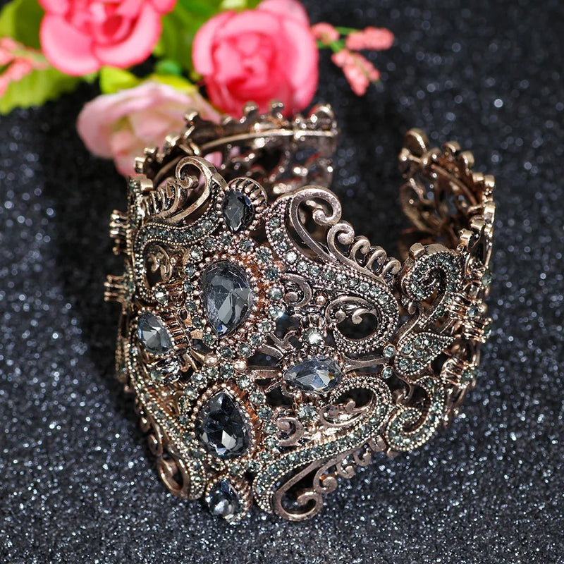 Neovisson Delicate Woman Personality Wide Flower Bangle Cuff Women Antique Gold Color Bracelet Wedding Jewelry Bride Gift