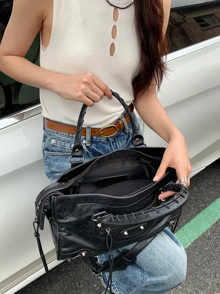 City Motorcycle Shoulder Bag Tote Bag for Women Luxury Designer 2026 Autumn and Winter handbag crossbody Large Capacity
