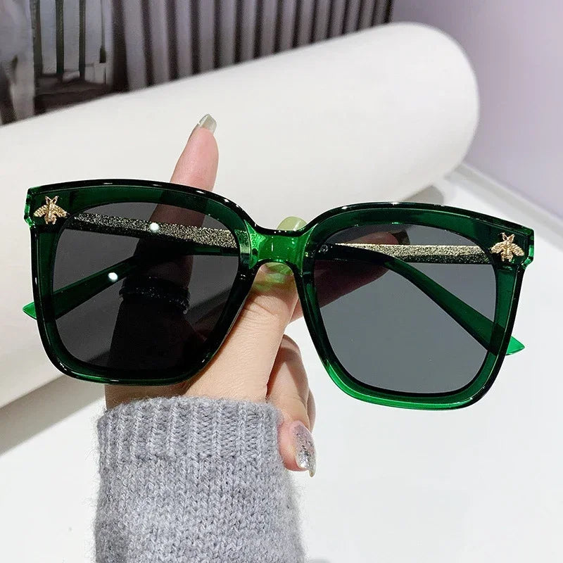 2024 New Small Square Sunglasses Women Men Luxury Brand Bee Sun Glasses Ladies Special Eyewear UV400 Girls Oculos De Sol Gafas