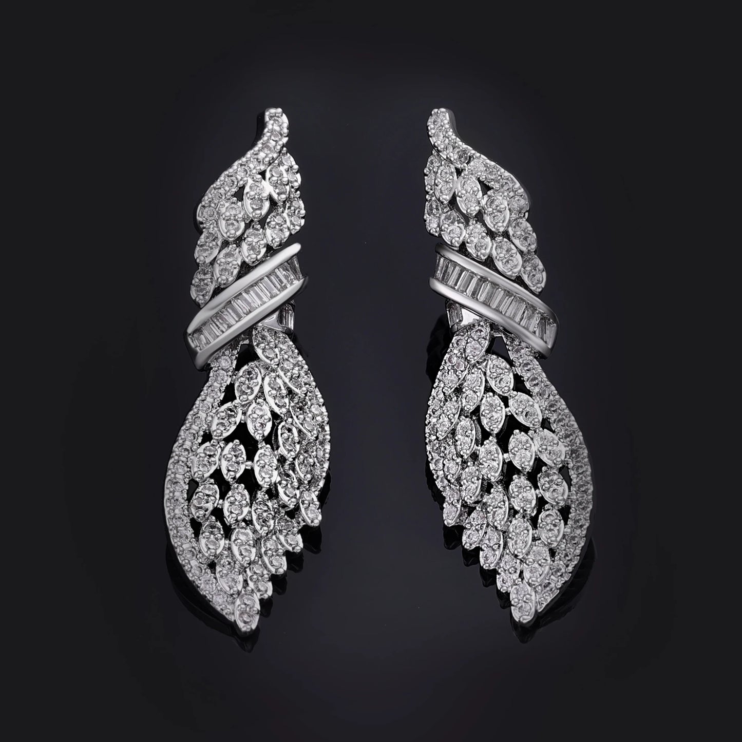 2023 Popular Luxury Droplet Cubic Zirconia Pendant Earrings for Women's Fashion Wedding Jewelry Gifts