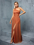 Vestido um ombro assimétrico pregas no peito cintura fenda vazada Um balanço malha saia longa Vestido de noite Vestido de baile