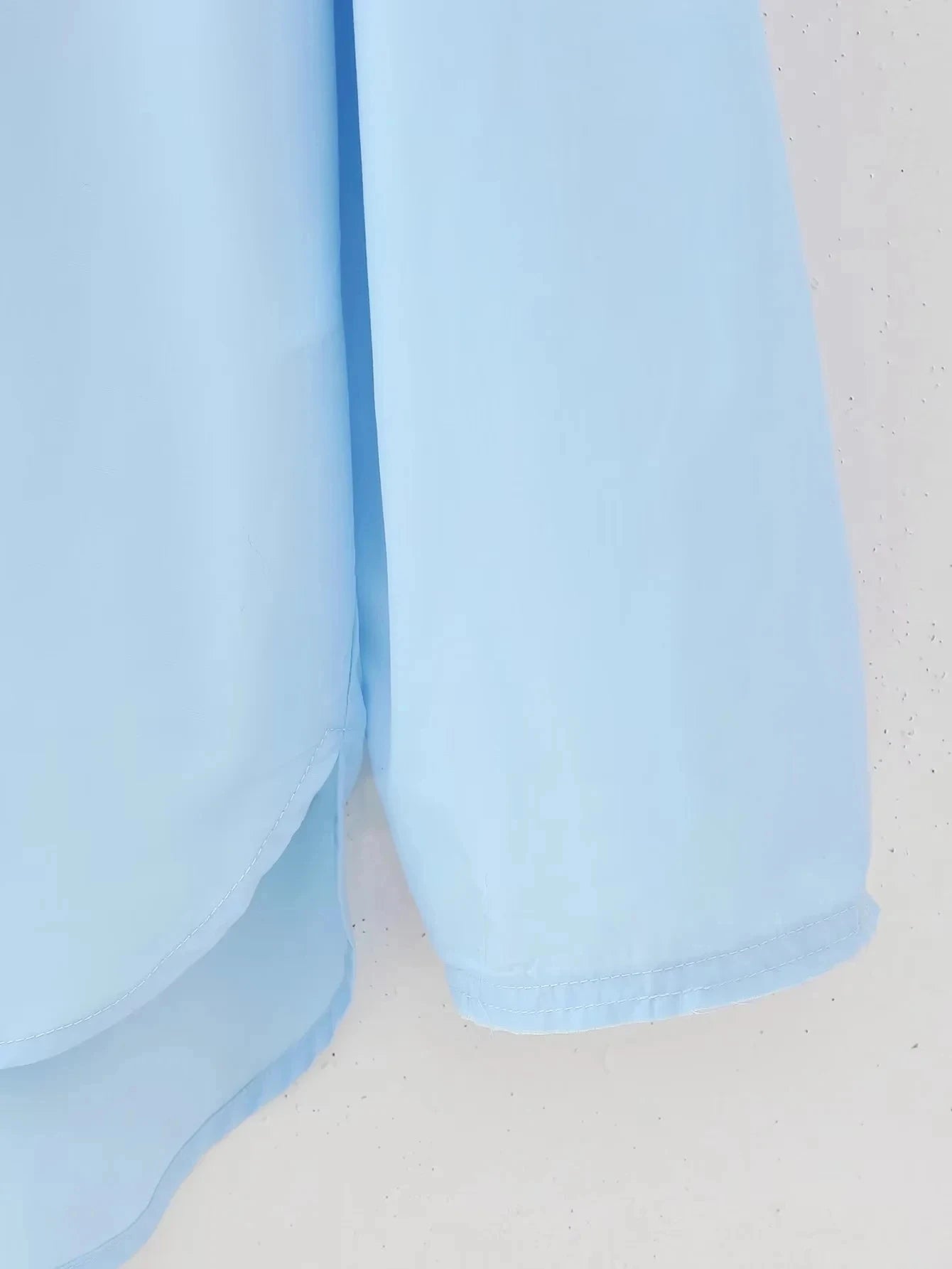 Blusas brancas elegantes da moda primavera 2025, blusas com lapela vazada, camisa slim feminina, casual, streetwear, blusa feminina para escritório