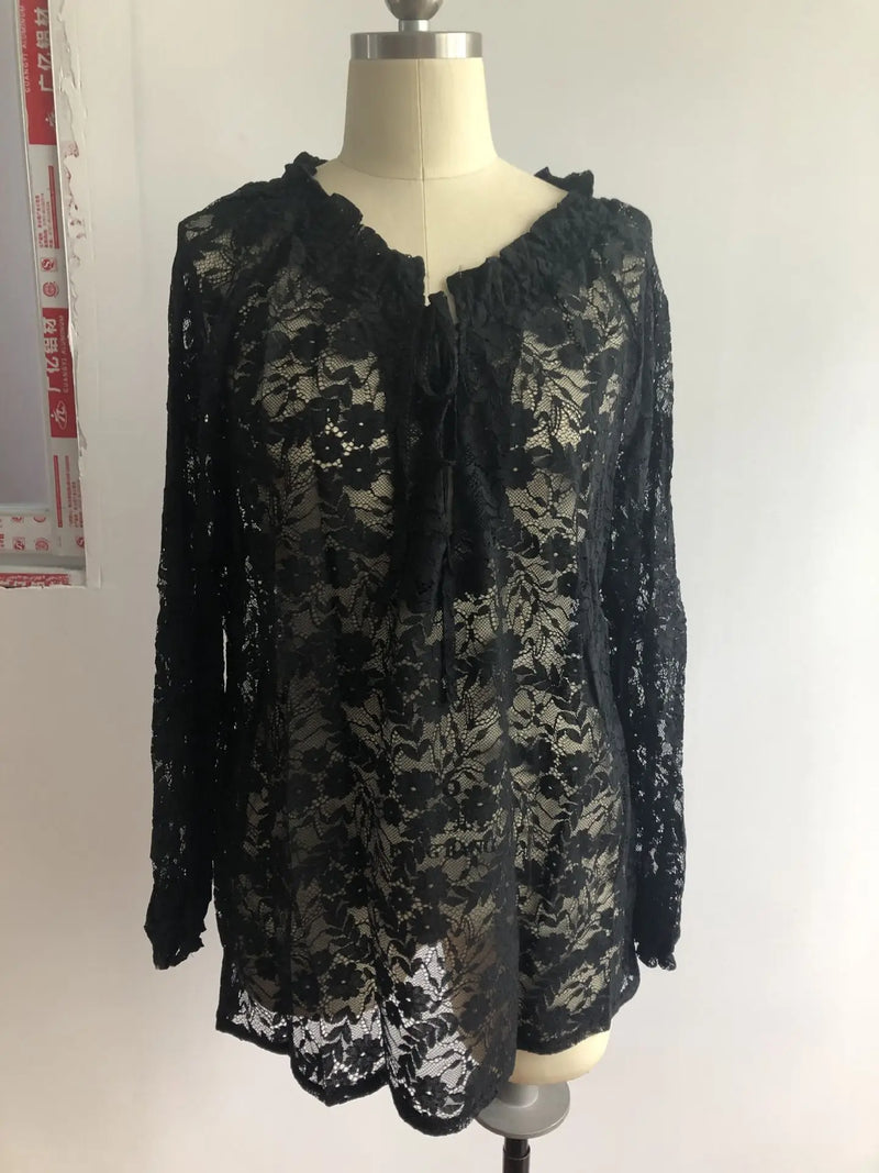 Blusas femininas 2025 Moda Primavera Verão Boho Renda Oco Decote Em V Profundo Pulôver Camisa Feminina Elegante Blusa Casual Tops Soltos