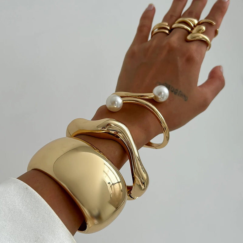Ingemark Punk Hip Hop Irregular Metal Chunky Bangles for Women Vintage Fashion Gold Color Wave Spring Bracelets Men Jewelry Gift