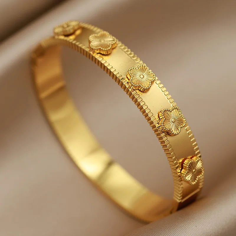 316L Stainless Steel Metal Classic Flower Bangles for Women Fashion Brand Jewelry Delicate Bowknot Bracelets Accessories