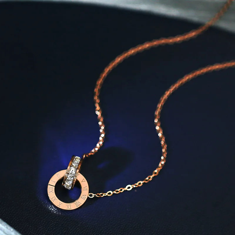 Colar de zircônia camélia para mulher Luxo Vintage CC Estilo Neckchain Clavícula Corrente