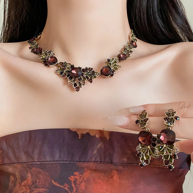 Colares de folhas vintage Draweye estilo medieval hipérbole gargantilhas joias strass