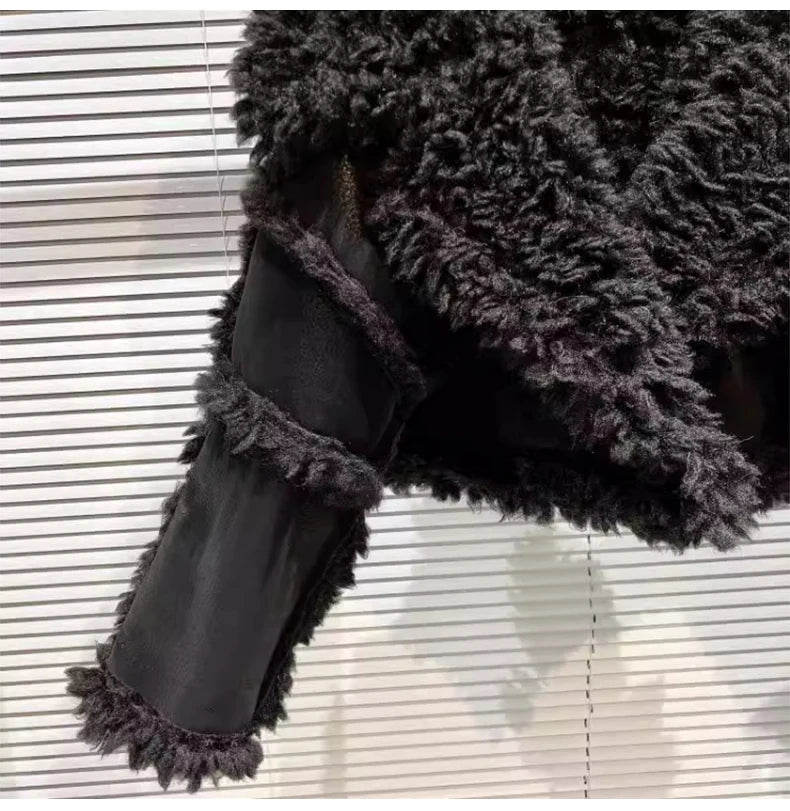 Lautaro Autumn Winter Short Hairy Thick Warm Black Faux Sheepskin Coat Women with Long Sleeve Luxury Designer Fluffy Jacket 2023