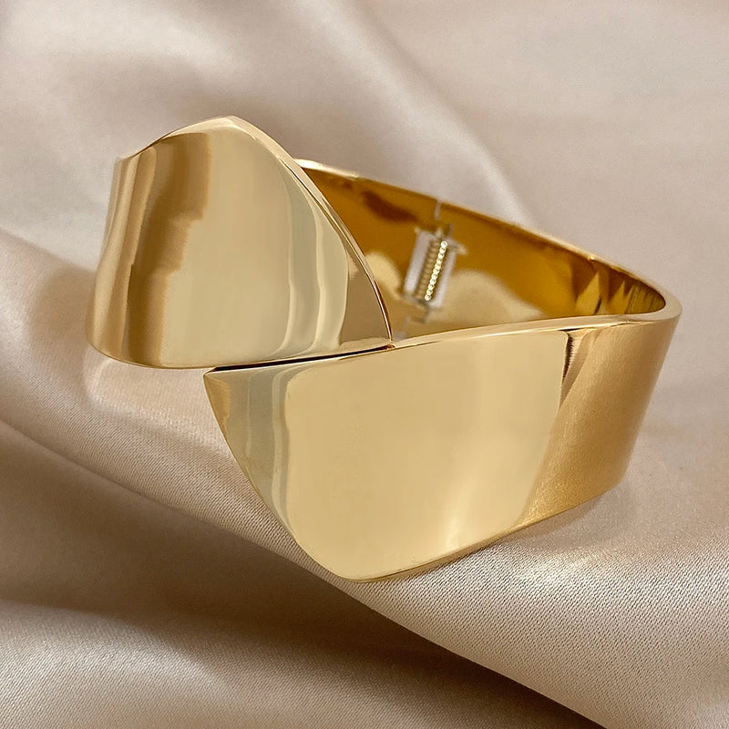 Chunky Wide Embrace Bracelet Bangle Stainless Steel Opening Gold Color Braceletsfor Women Waterproo Cuff Wristband Jewelry Gifts