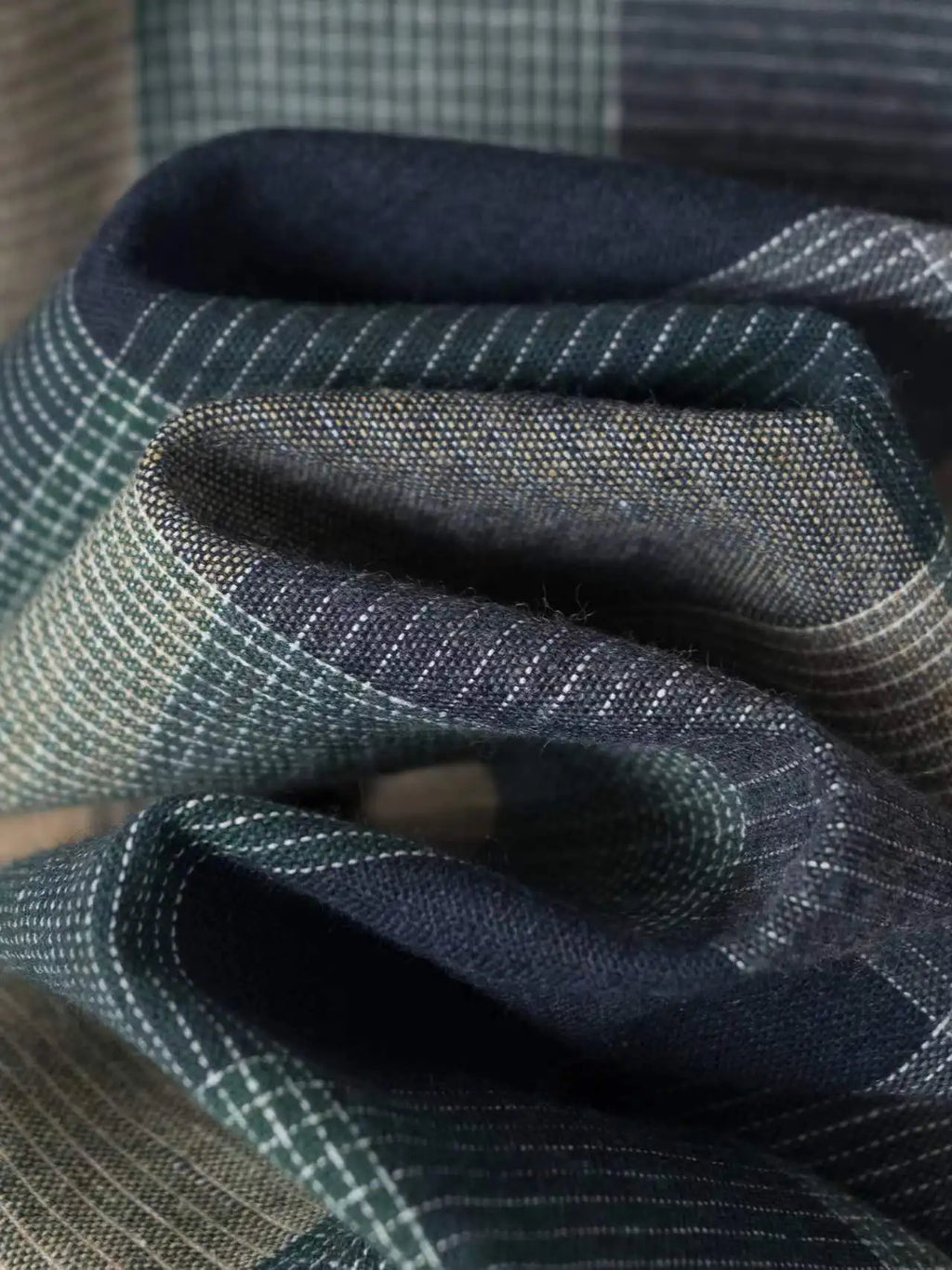 2024 Cross Border Amazon Summer New Plaid Shirt Summer Men's Short Sleeve Lapel Youth Casual Short Sleeve Men's Shirt