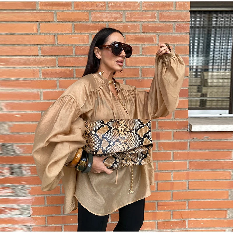 Camisa feminina elegante e solta, com cadarço, gola redonda, manga lanterna, camiseta feminina, primavera/verão 2025, moda urbana, tops femininos emendados