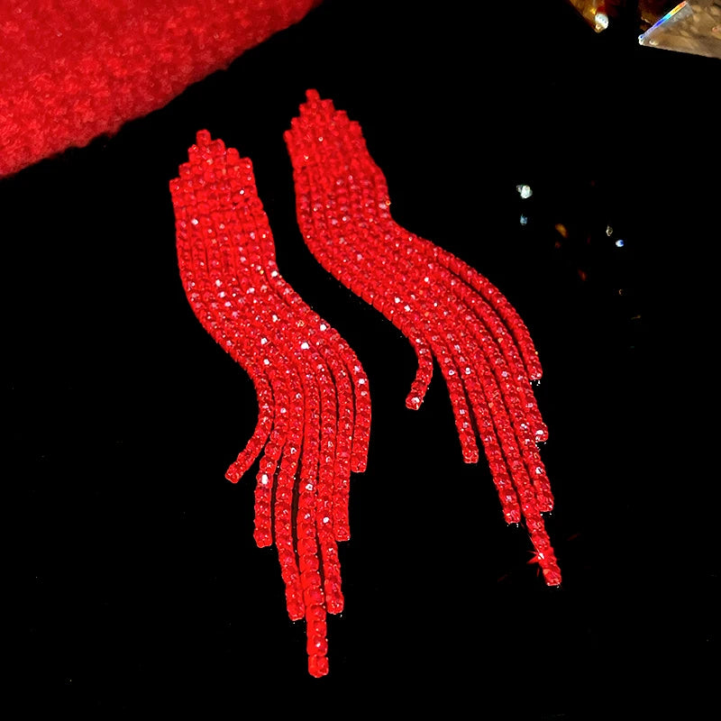 Irregular Long Tassel Earrings for Women Creative High Sense Light Luxury Solid Red Drop Earring Inlaid Rhinestone Jewelry Gifts