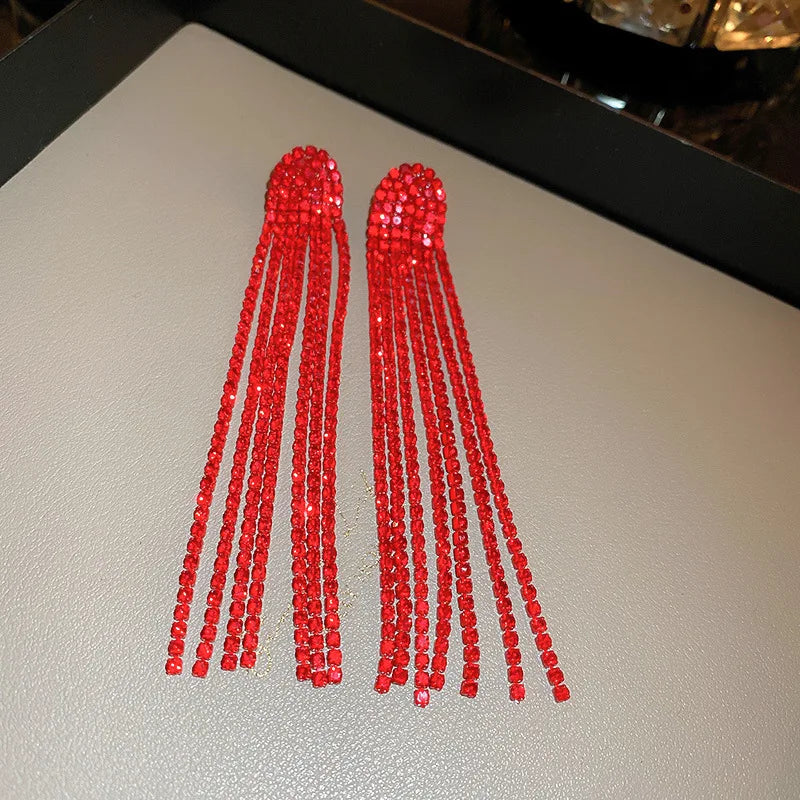 Irregular Long Tassel Earrings for Women Creative High Sense Light Luxury Solid Red Drop Earring Inlaid Rhinestone Jewelry Gifts