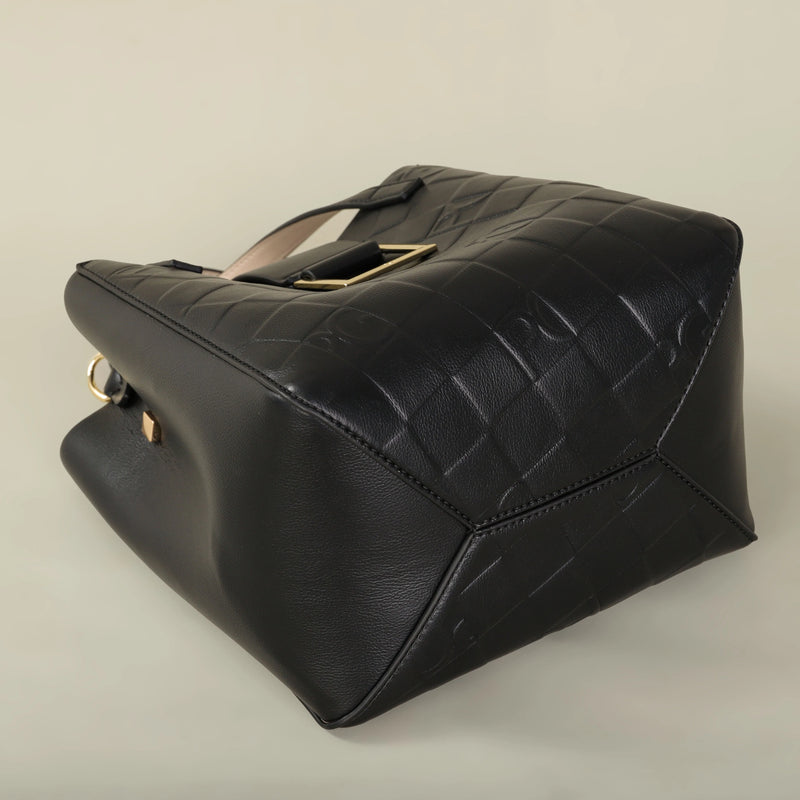 PG Bolsa Feminina Tote Nova Bolsa de Compras de Presente em Aço com Relevo e Pão de Mão