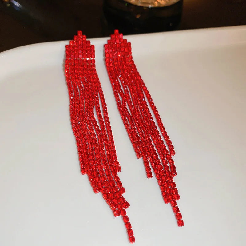 Irregular Long Tassel Earrings for Women Creative High Sense Light Luxury Solid Red Drop Earring Inlaid Rhinestone Jewelry Gifts