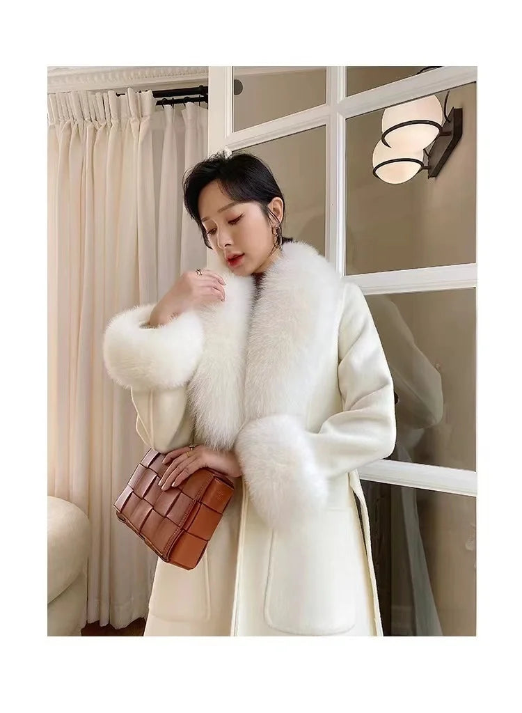 Luxury 2025 Real Fox Fur Collar And Cuffs Set for Women Winter Neck Warmer Fashion Scarf ShawlS Wrap Combo Large Size Furry Fur