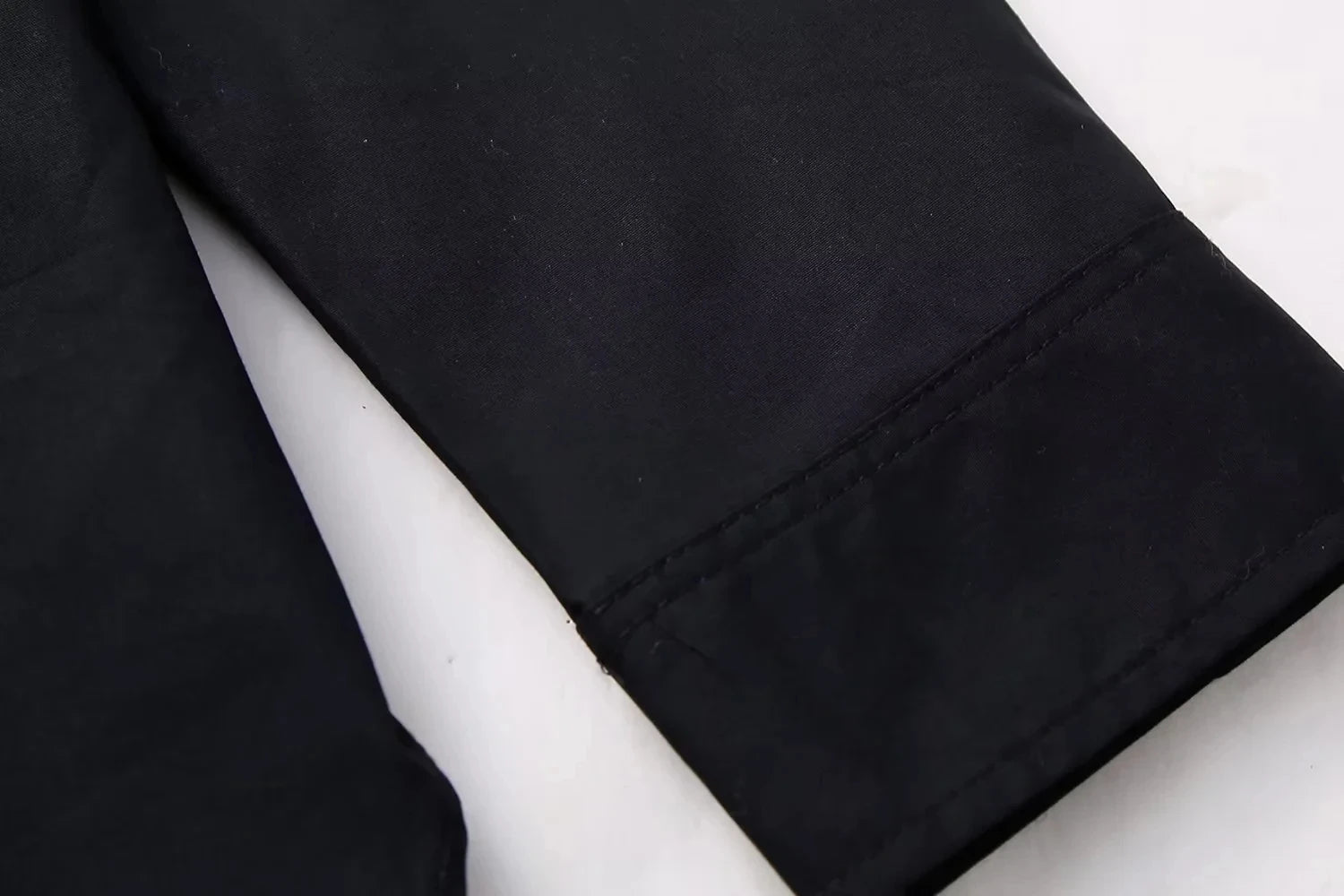 Blusas brancas elegantes da moda primavera 2025, blusas com lapela vazada, camisa slim feminina, casual, streetwear, blusa feminina para escritório