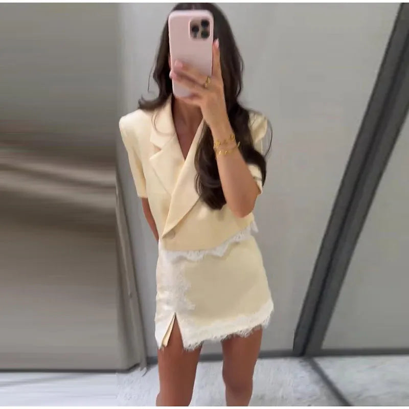 Fashion Lace Insert Two-Piece Suit Women Lapel Short Sleeve Cropped Blazer Mini Culottes 2026 Summer New Lady Office Party Wear